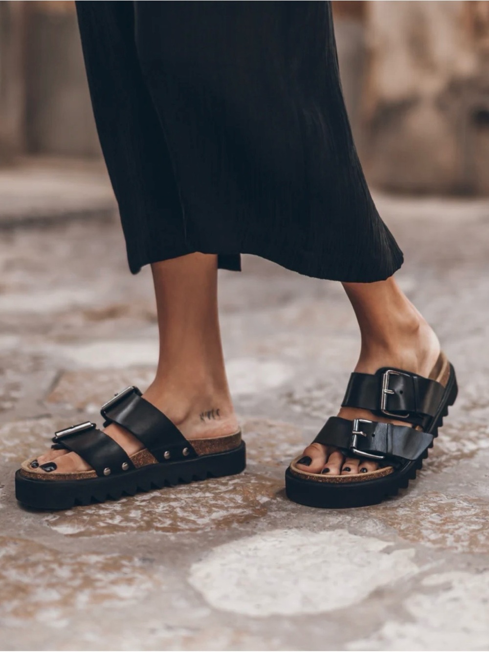 Mikuta Black Leather Buckle Sandals